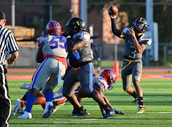 East St Louis St Frances Academy Illinois Maryland football 9-2-23 Tim Vizer 23591